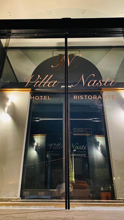 Villa Nasti Hotel Ristorante Canzo Exteriör bild