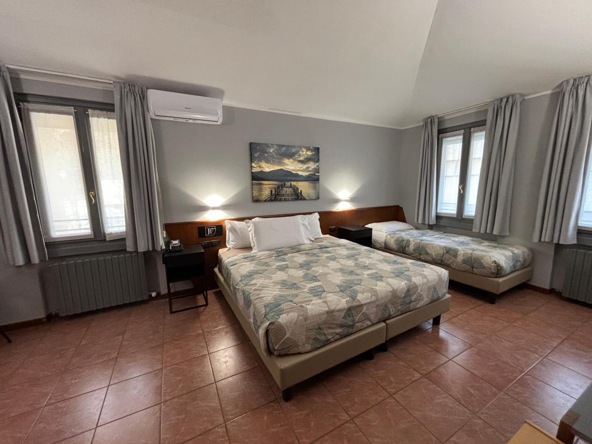 Villa Nasti Hotel Ristorante Canzo Exteriör bild